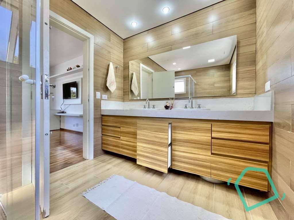 Casa de Condomínio à venda com 4 quartos, 613m² - Foto 23