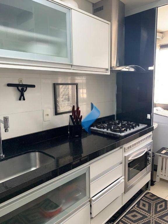 Apartamento à venda com 3 quartos, 161m² - Foto 4