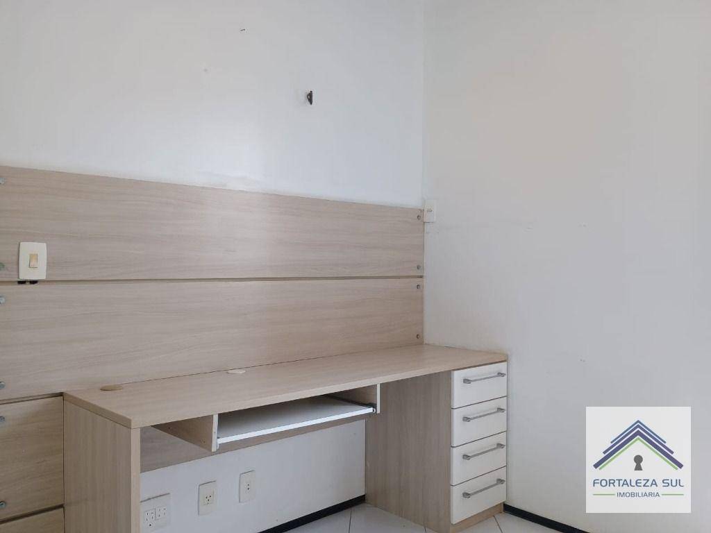 Apartamento à venda com 3 quartos, 81m² - Foto 21