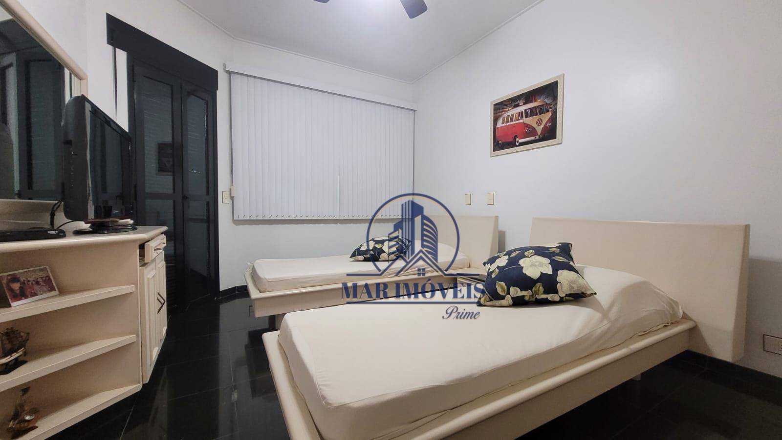 Apartamento à venda com 3 quartos, 200m² - Foto 9