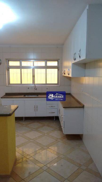 Sobrado à venda com 3 quartos, 264m² - Foto 4