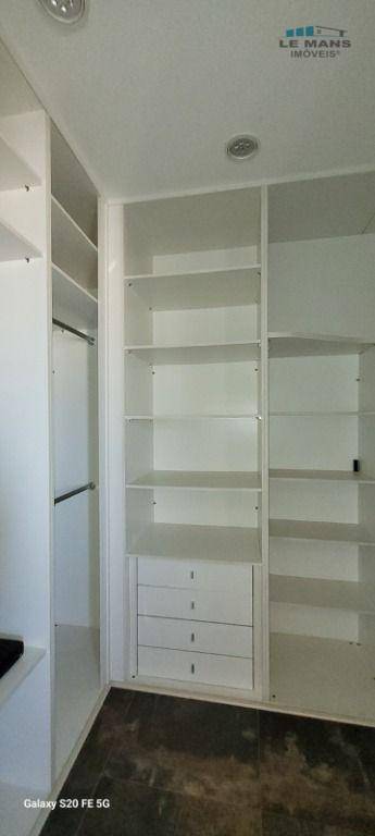 Apartamento à venda com 2 quartos, 200m² - Foto 25