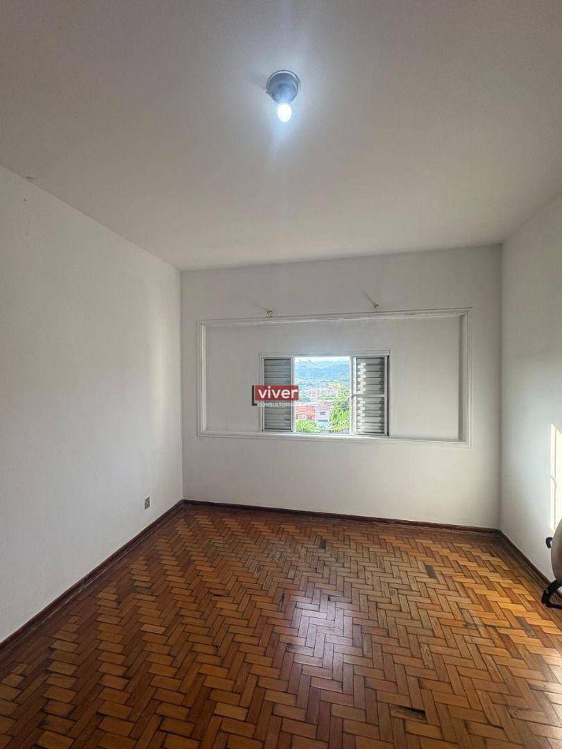 Casa para alugar com 4 quartos, 180m² - Foto 28