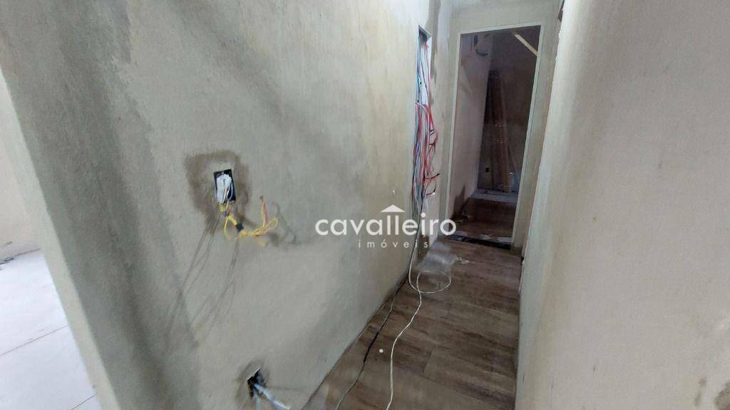 Casa de Condomínio à venda com 3 quartos, 360m² - Foto 34