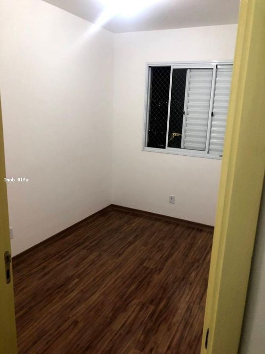 Apartamento à venda com 3 quartos, 69m² - Foto 2