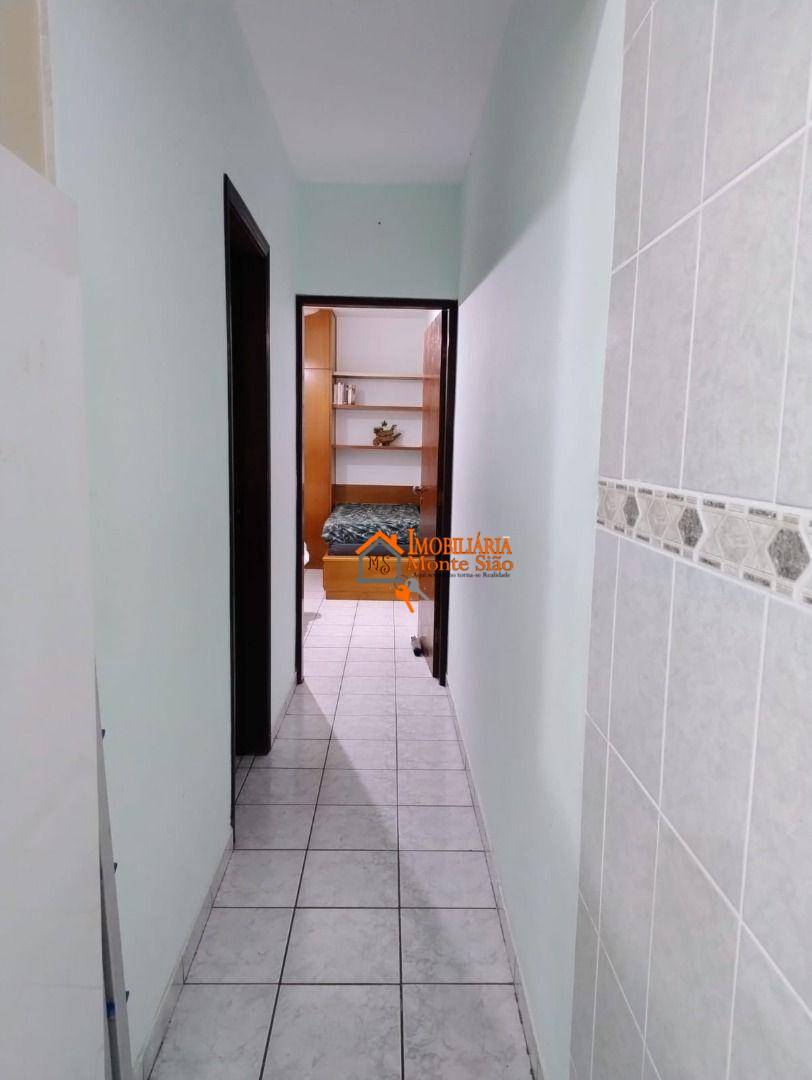 Apartamento para alugar com 2 quartos, 72m² - Foto 11