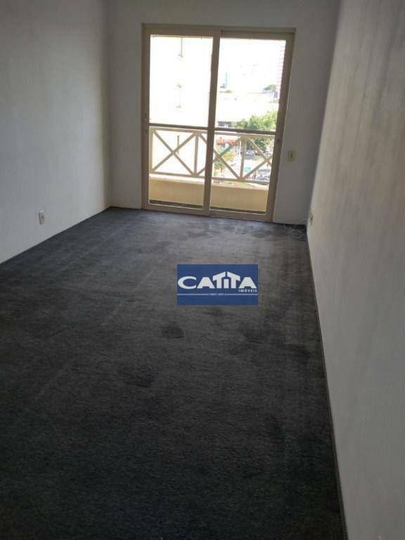 Apartamento à venda com 3 quartos, 64m² - Foto 2