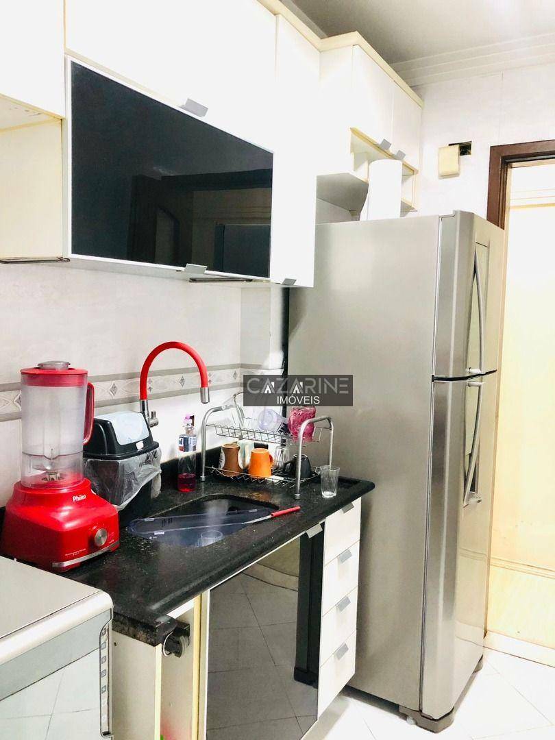 Apartamento à venda com 2 quartos, 57m² - Foto 13