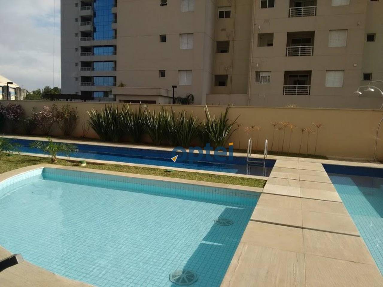 Apartamento à venda e aluguel com 2 quartos, 65m² - Foto 9