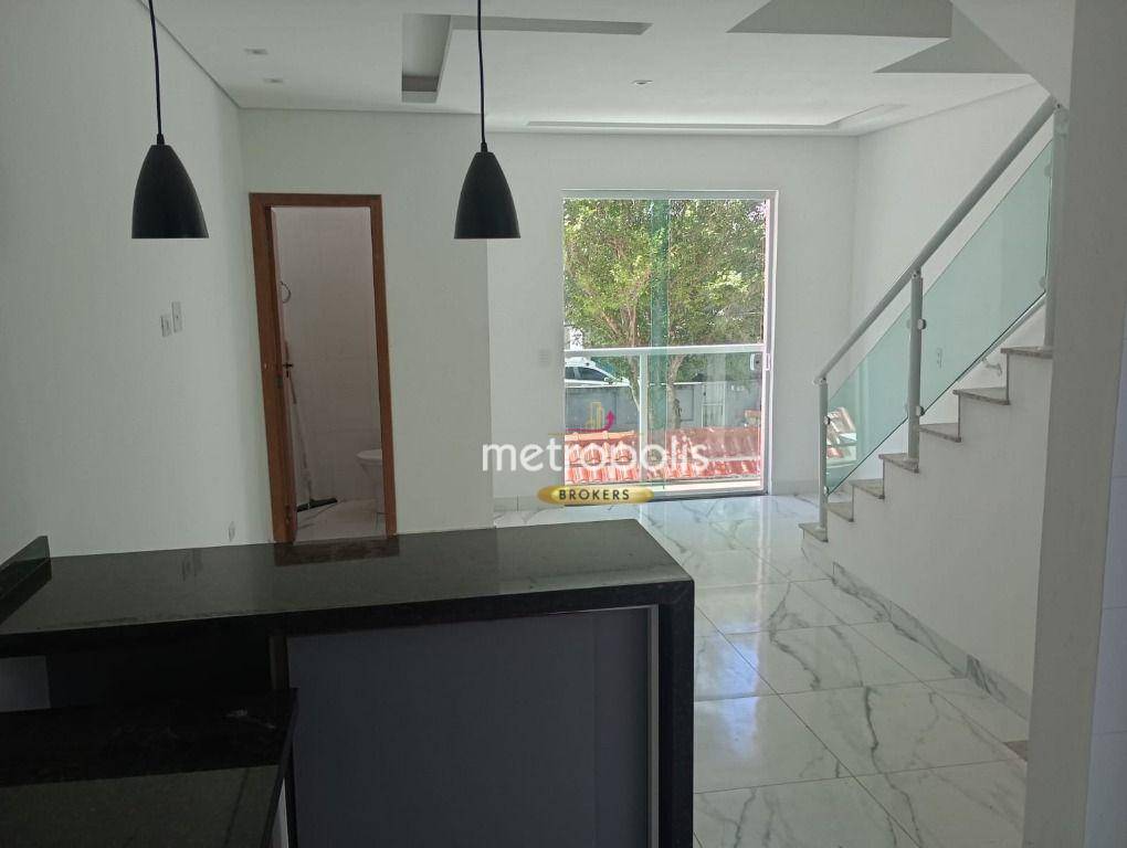 Sobrado à venda com 2 quartos, 115m² - Foto 1