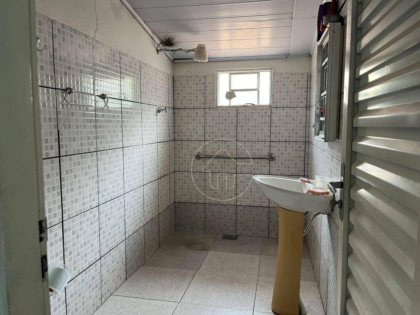 Casa à venda com 2 quartos, 100m² - Foto 9