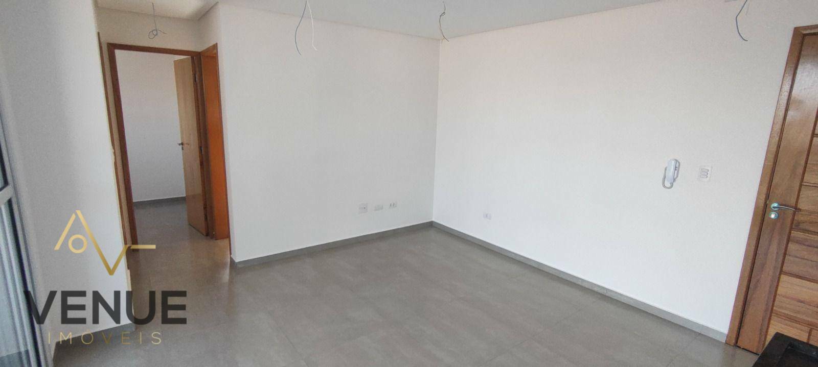 Apartamento à venda com 2 quartos, 42m² - Foto 2