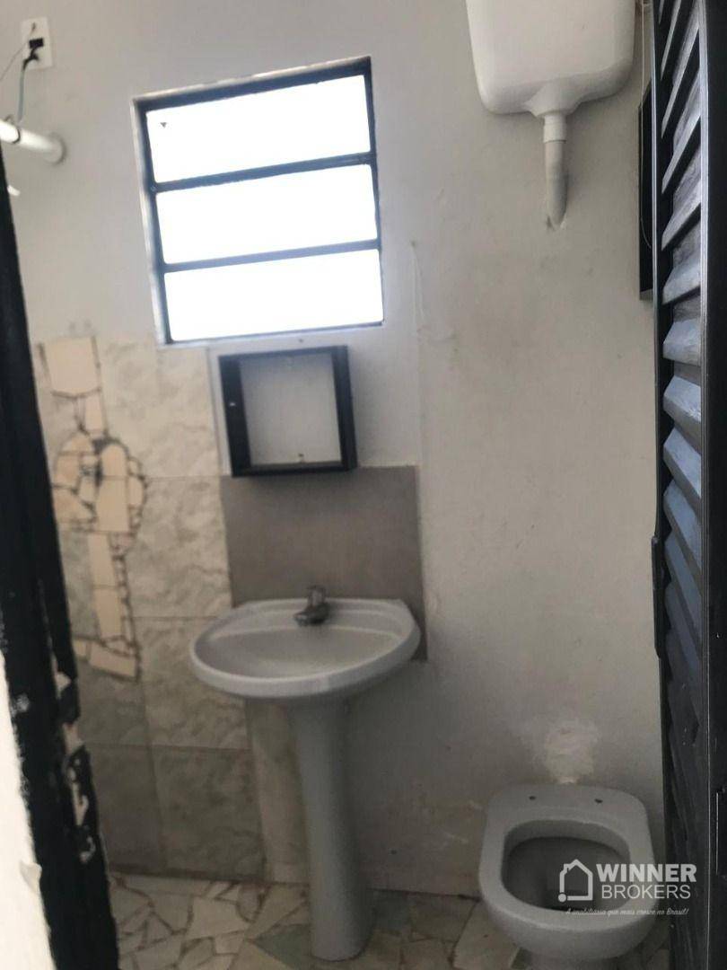 Casa à venda com 6 quartos, 144m² - Foto 8