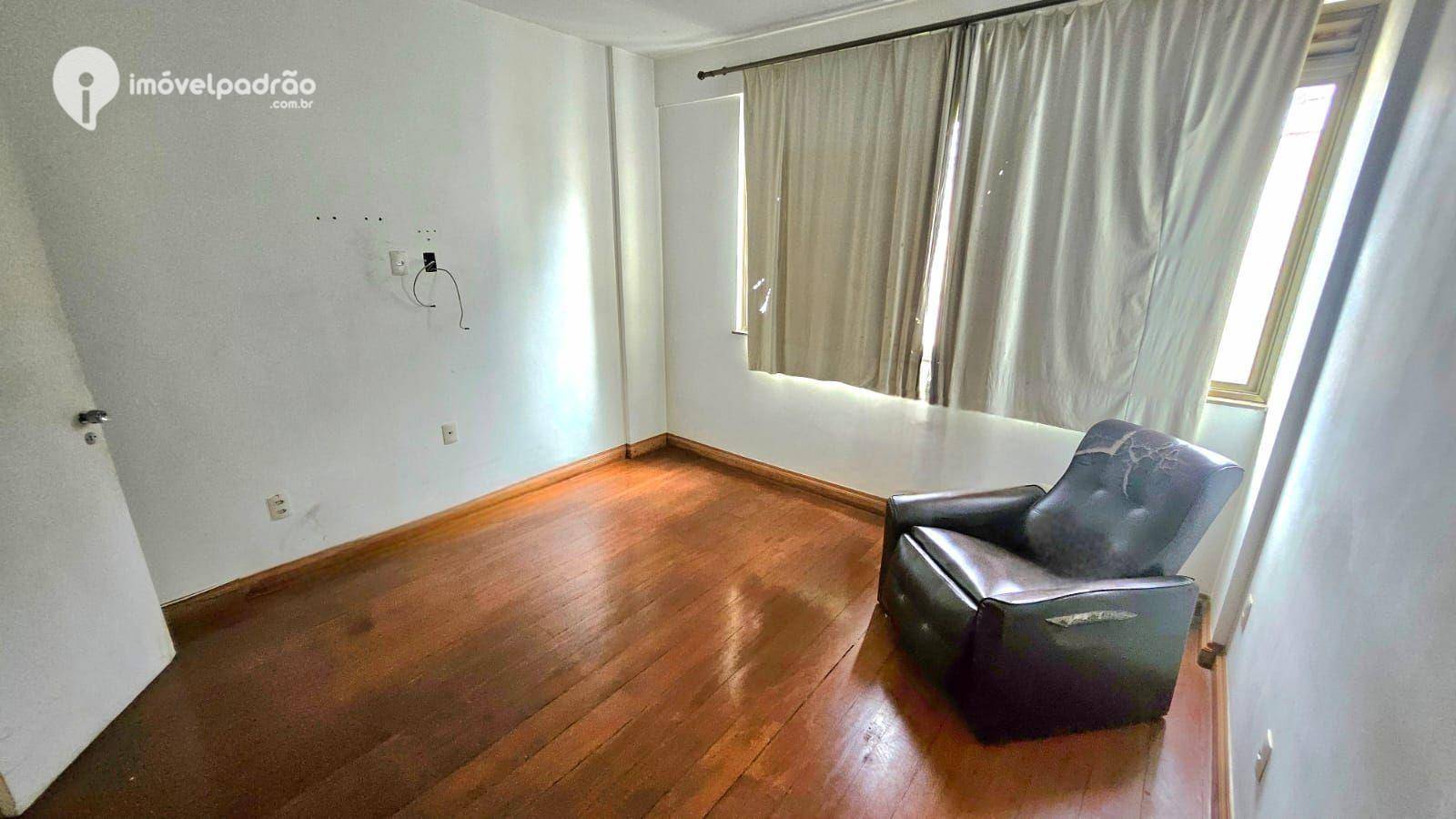 Apartamento à venda e aluguel com 3 quartos, 220m² - Foto 3