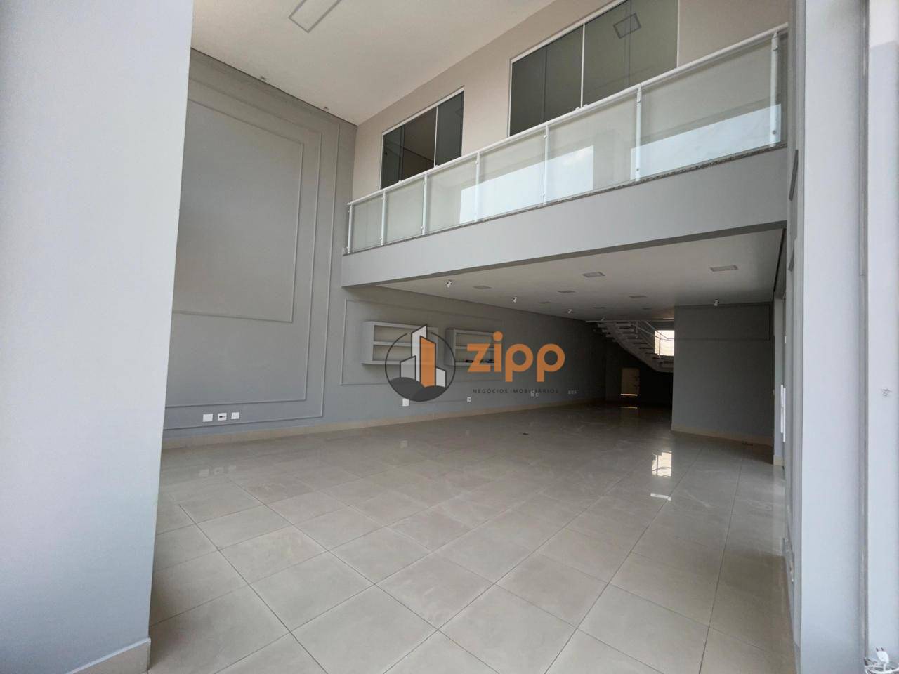 Prédio Inteiro para alugar, 167m² - Foto 2