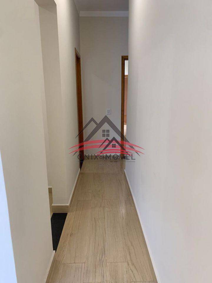 Casa à venda com 3 quartos, 160m² - Foto 4