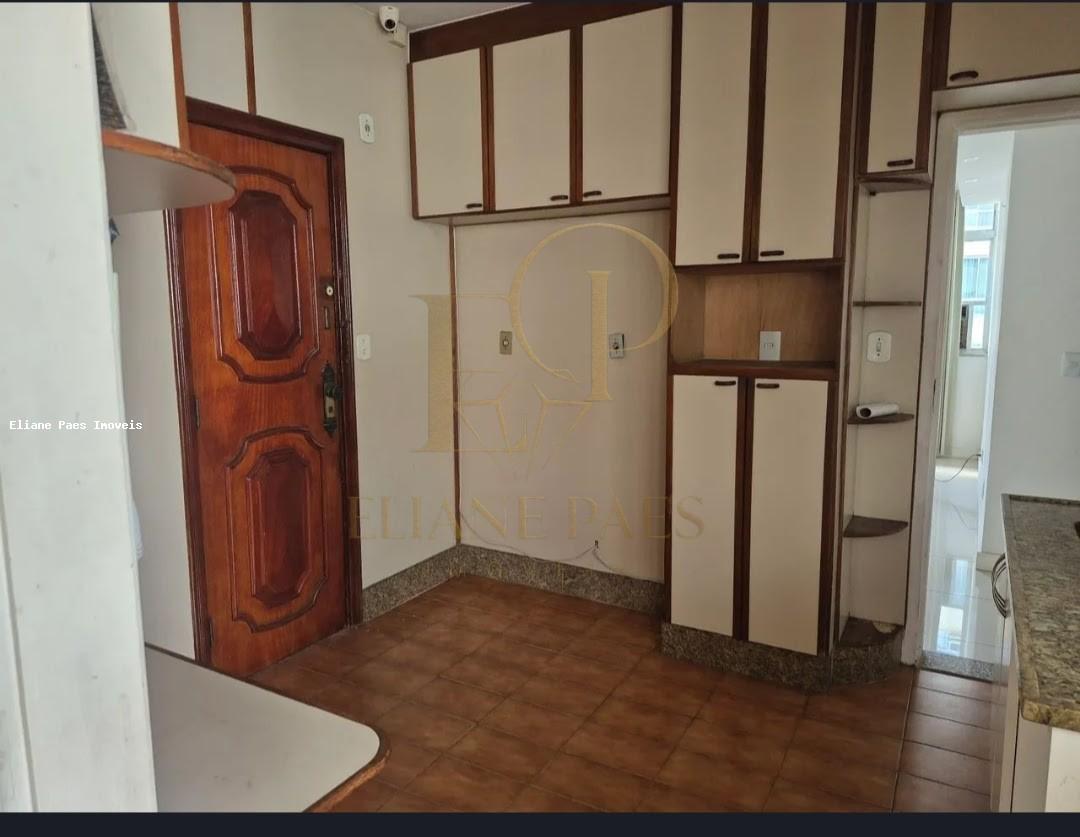 Apartamento à venda com 4 quartos, 150m² - Foto 7