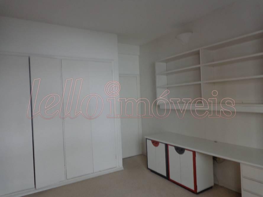 Apartamento à venda com 3 quartos, 110m² - Foto 17