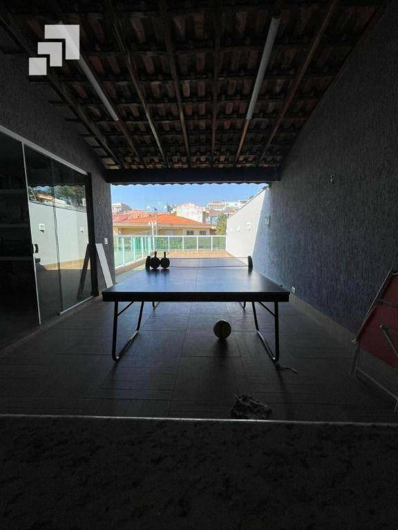 Sobrado à venda com 2 quartos, 145m² - Foto 29