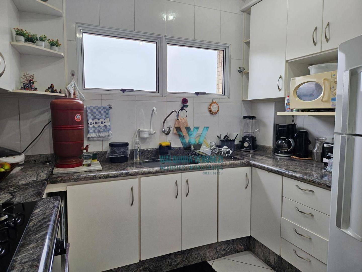 Apartamento à venda com 3 quartos, 181m² - Foto 7