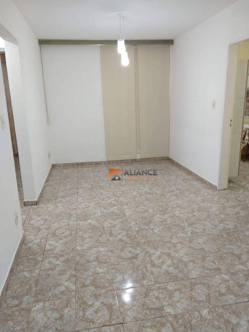 Apartamento à venda com 2 quartos, 58m² - Foto 13