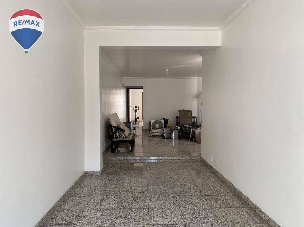 Casa para alugar com 5 quartos, 282m² - Foto 7