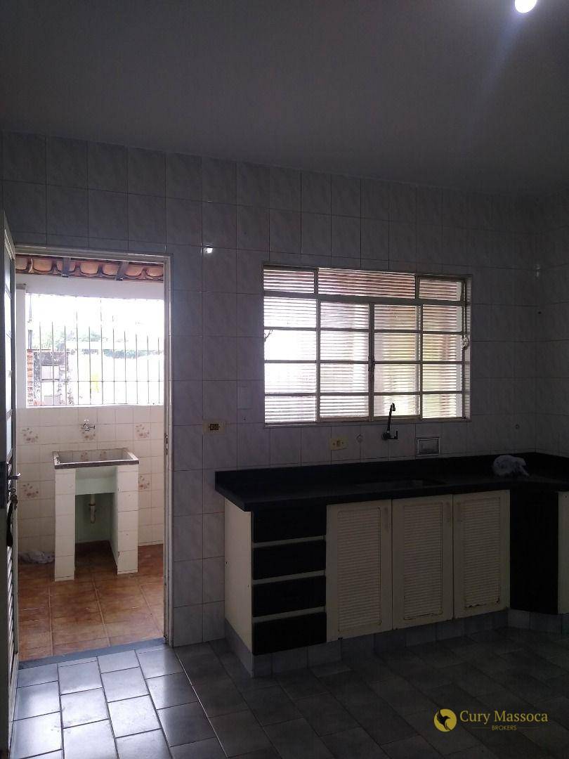 Casa à venda com 1 quarto, 68m² - Foto 14