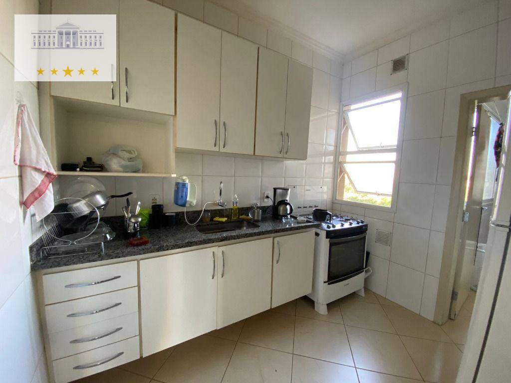 Apartamento à venda com 3 quartos, 100m² - Foto 2