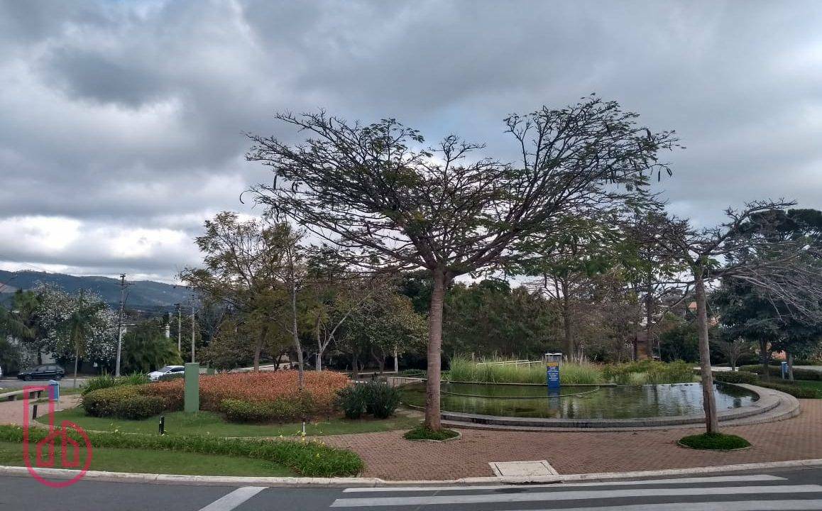 Casa de Condomínio à venda com 4 quartos, 560m² - Foto 39
