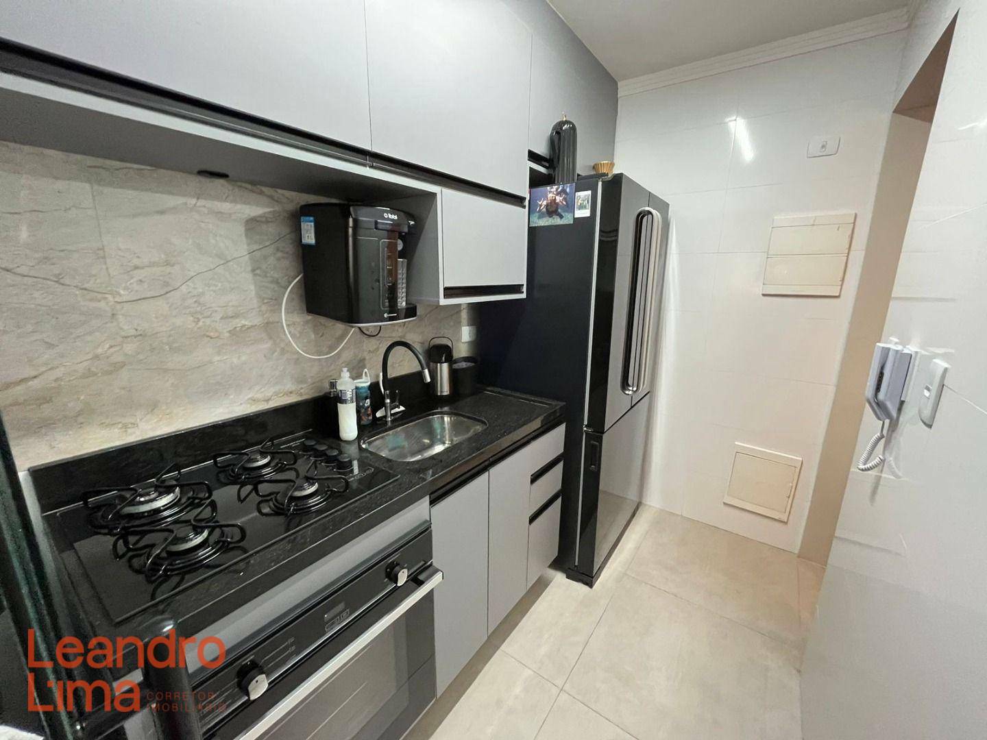 Apartamento à venda com 3 quartos, 62m² - Foto 4