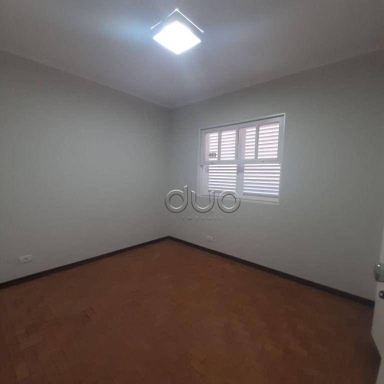 Casa para alugar com 3 quartos, 178m² - Foto 9