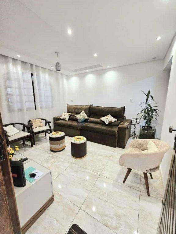 Sobrado à venda com 3 quartos, 125m² - Foto 3