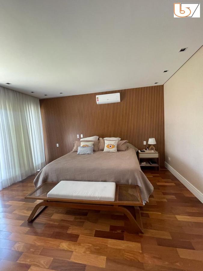 Casa de Condomínio à venda com 4 quartos, 360m² - Foto 15