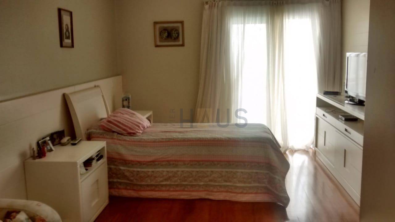 Apartamento à venda com 4 quartos, 275m² - Foto 13