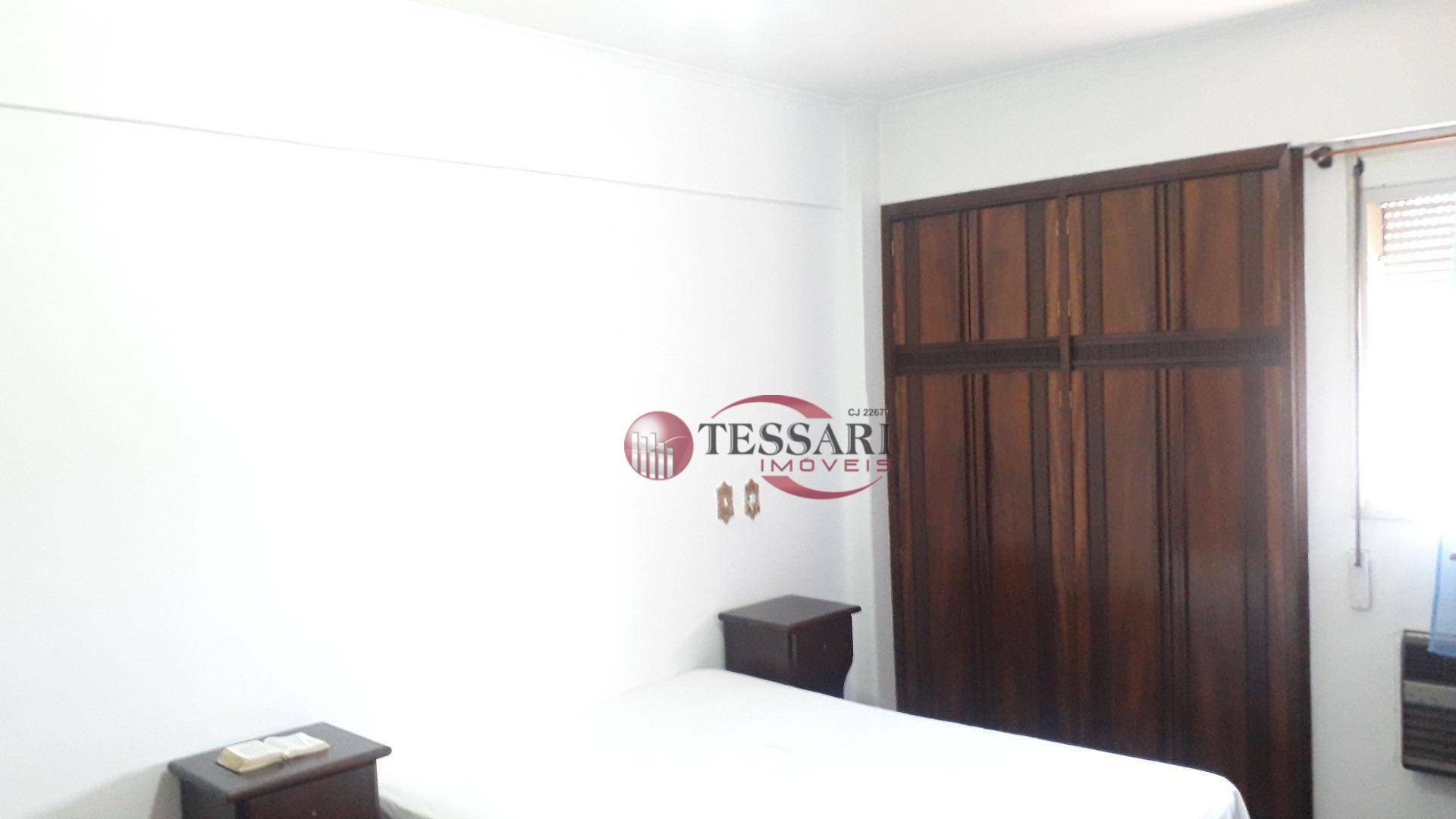 Apartamento à venda com 3 quartos, 157m² - Foto 7