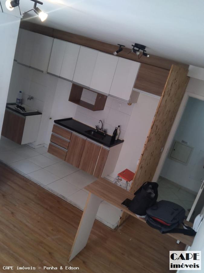 Apartamento para alugar com 2 quartos, 42m² - Foto 5