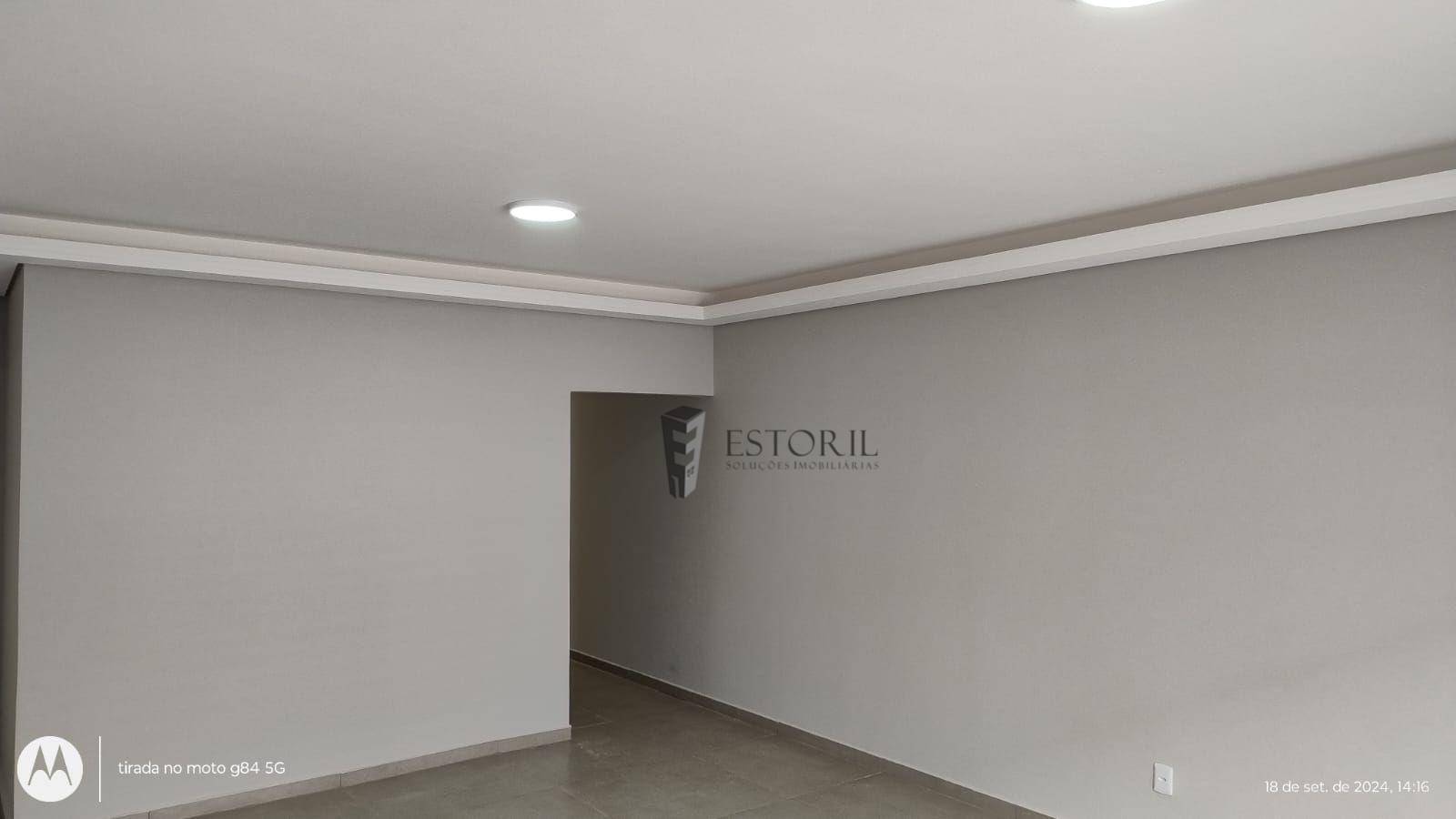 Casa à venda com 2 quartos, 150m² - Foto 18