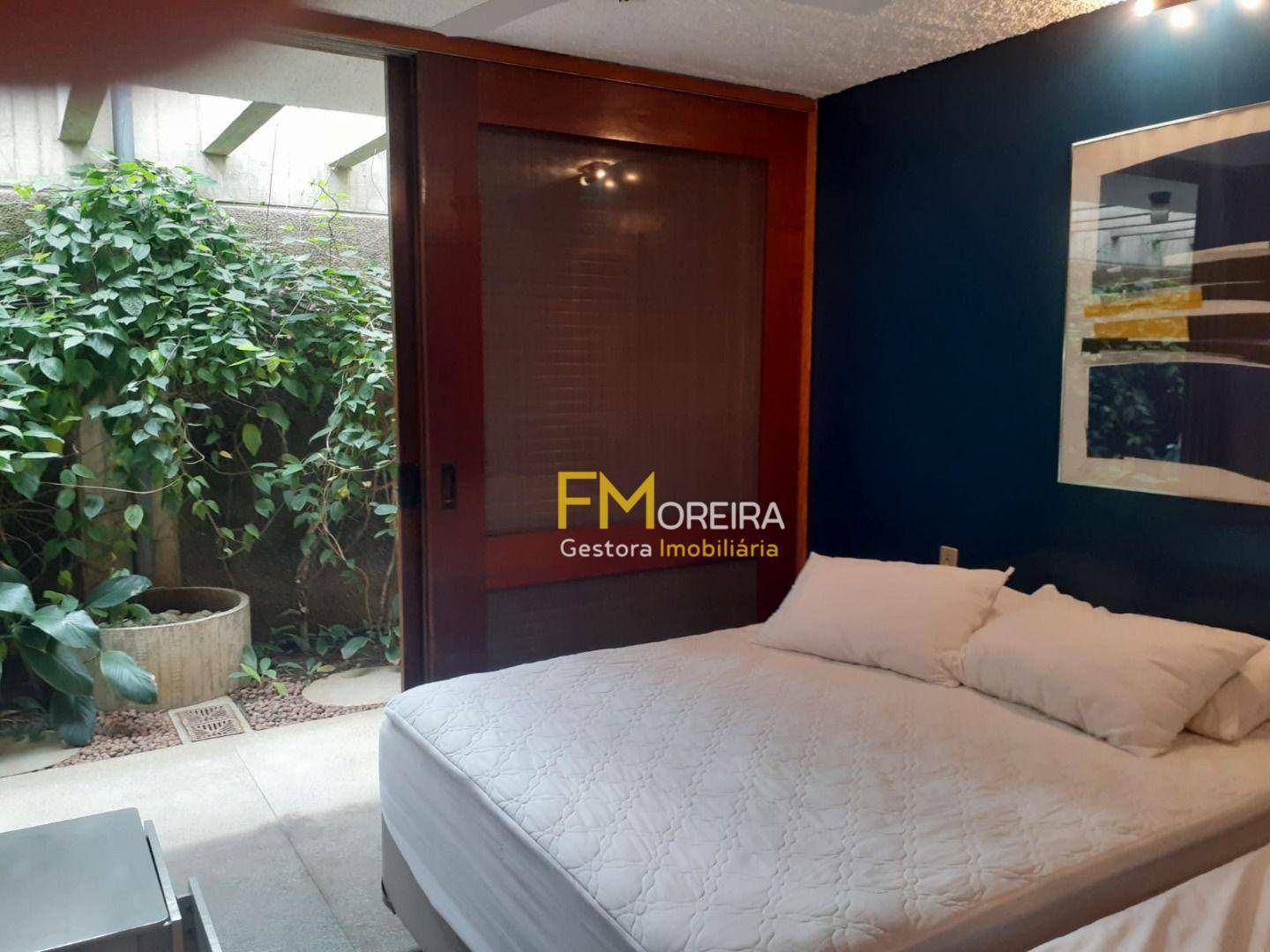 Casa à venda com 4 quartos, 350m² - Foto 41