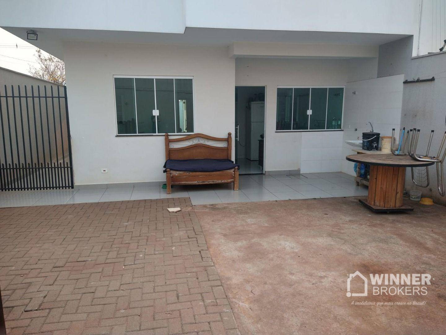 Casa à venda com 3 quartos, 74m² - Foto 2