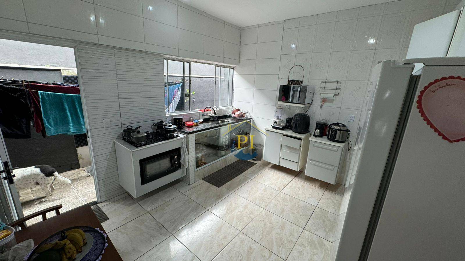 Casa à venda com 3 quartos, 90m² - Foto 24