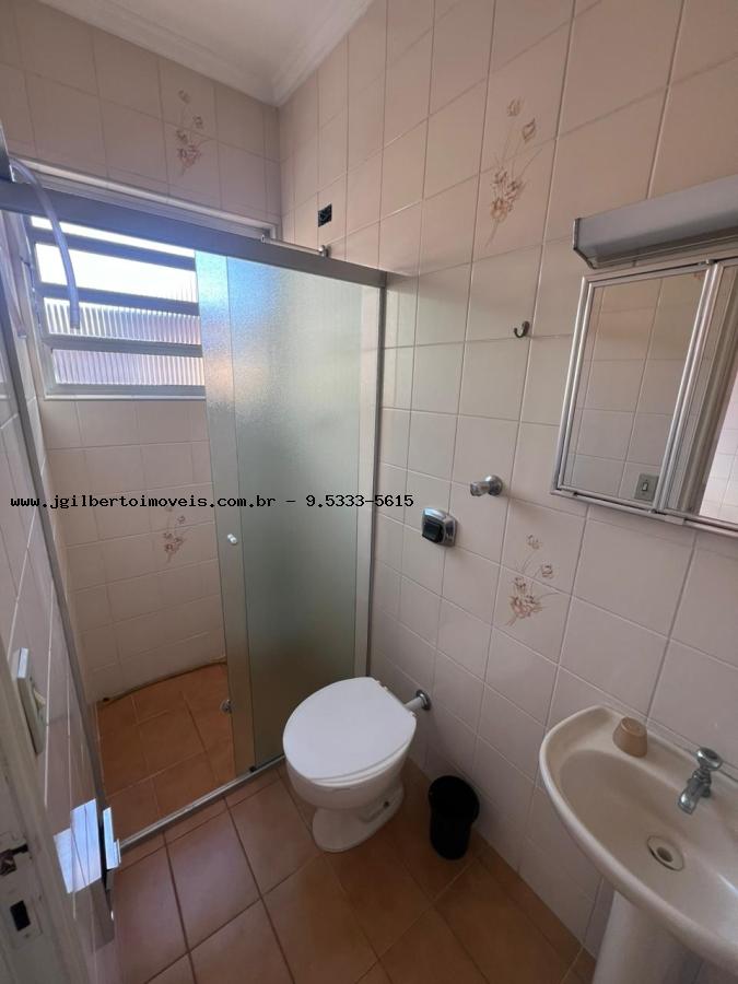 Casa à venda com 3 quartos, 200m² - Foto 9