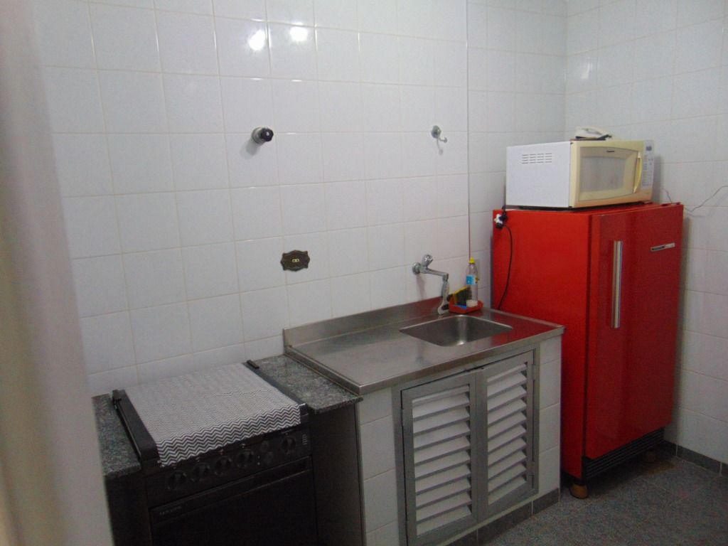 Apartamento à venda com 2 quartos, 70m² - Foto 12