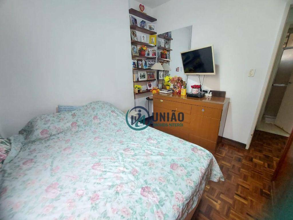 Apartamento à venda com 3 quartos, 120m² - Foto 9