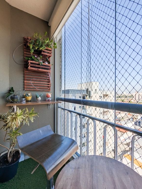 Apartamento à venda com 2 quartos, 67m² - Foto 3