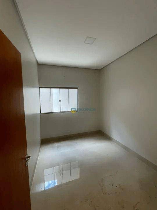 Sobrado à venda com 3 quartos, 130m² - Foto 3