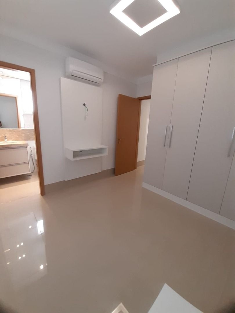 Apartamento à venda com 3 quartos, 220m² - Foto 13