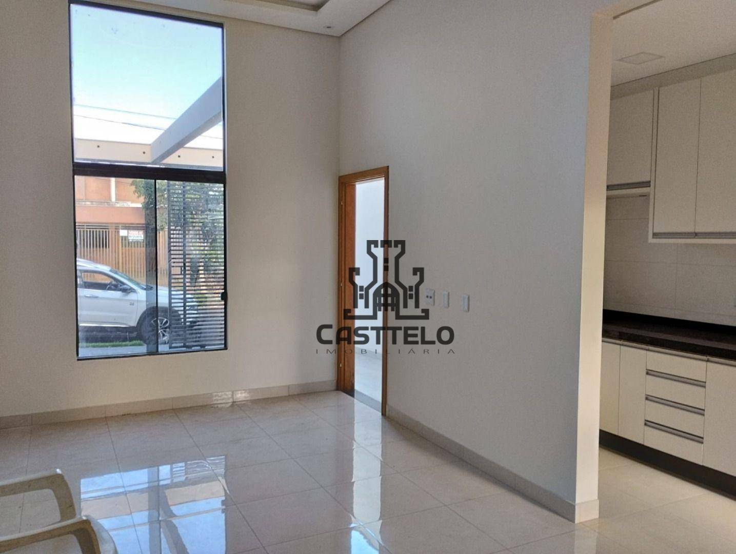 Casa à venda com 3 quartos, 80m² - Foto 1