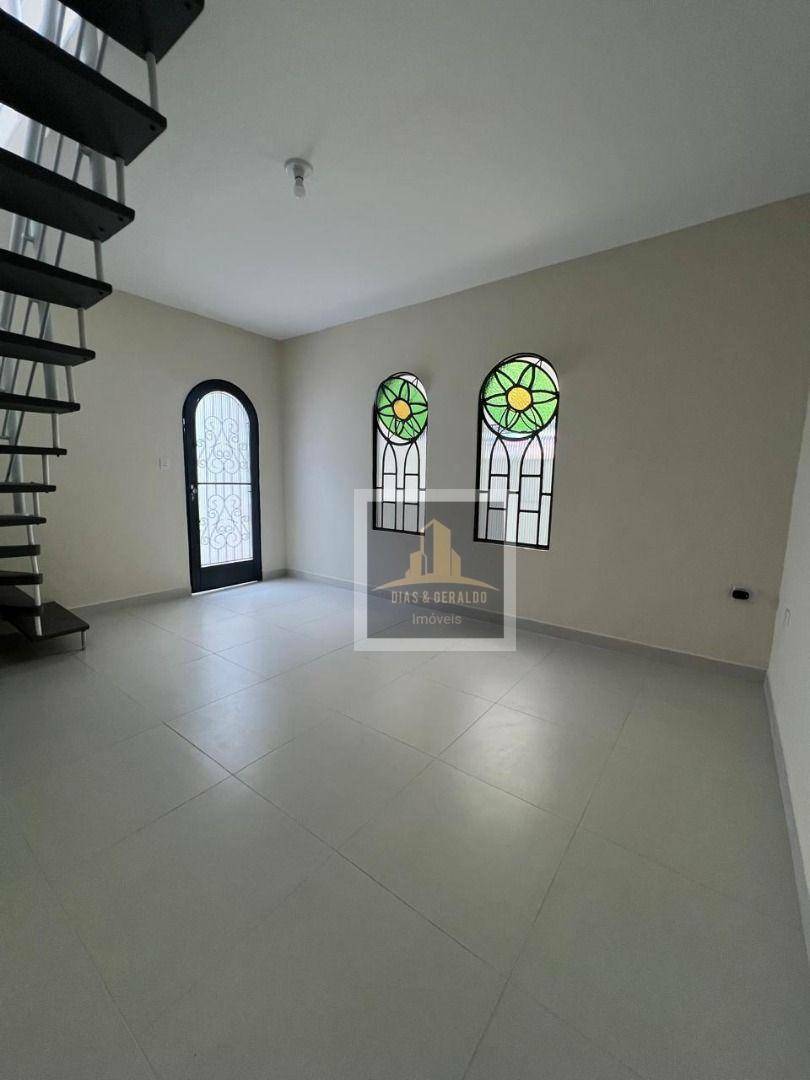 Sobrado, 3 quartos, 100 m² - Foto 1