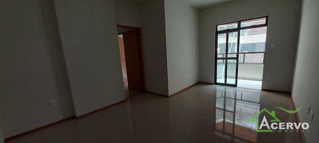 Apartamento à venda com 2 quartos, 80m² - Foto 1