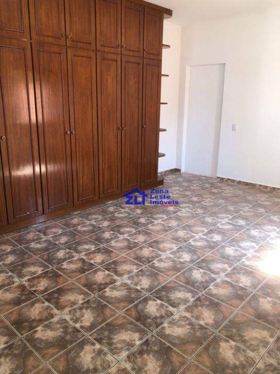 Sobrado à venda com 3 quartos, 900m² - Foto 37